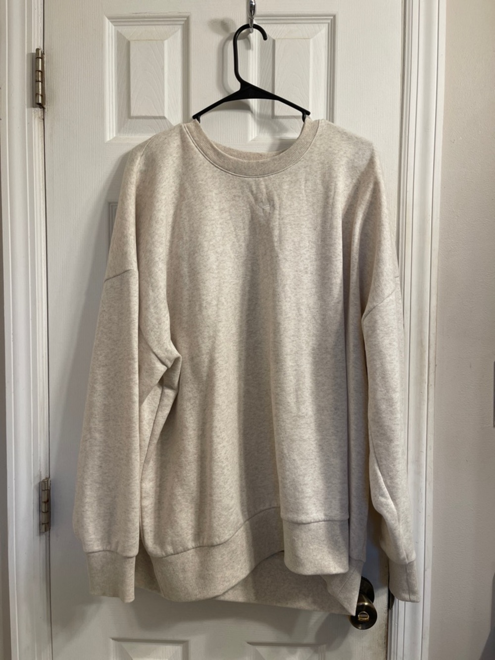 under armour xl oatmeal crewneck sweatshirt